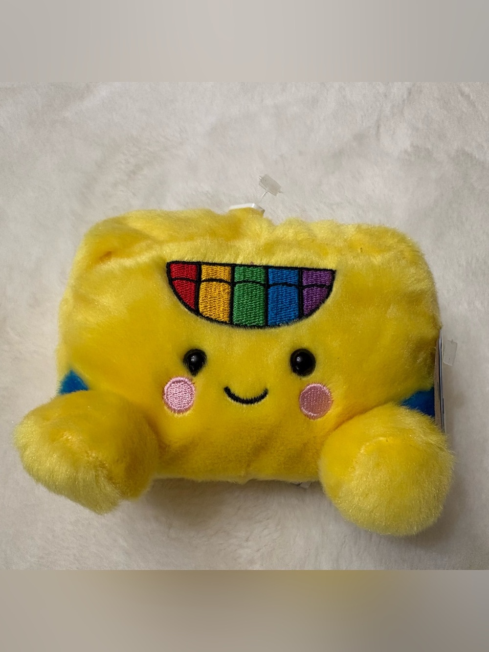 Palm Pals Doodle Crayon Box Plush NWT Aurora World Rainbow Stuffed Animal 5”